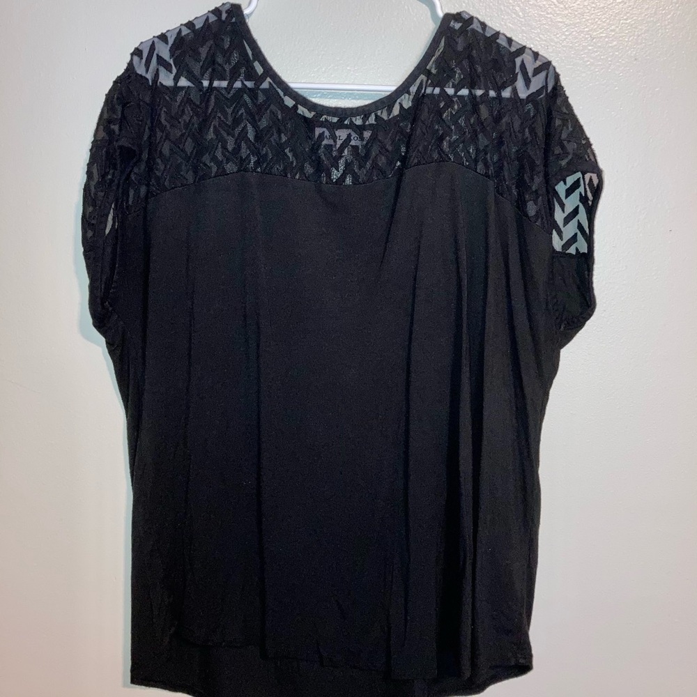 Black Short Sleeve Top